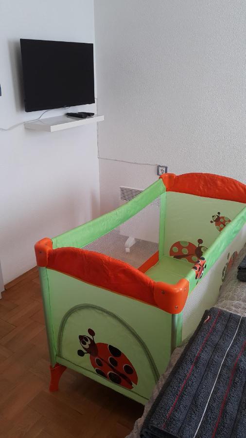 Sea Apartment Colours Burgas ภายนอก รูปภาพ