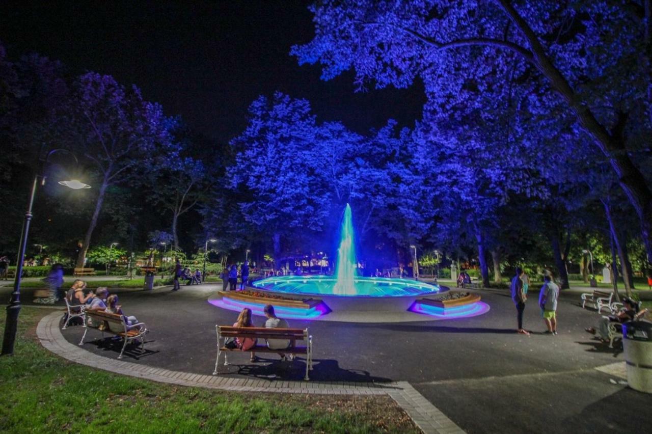 Sea Apartment Colours Burgas ภายนอก รูปภาพ