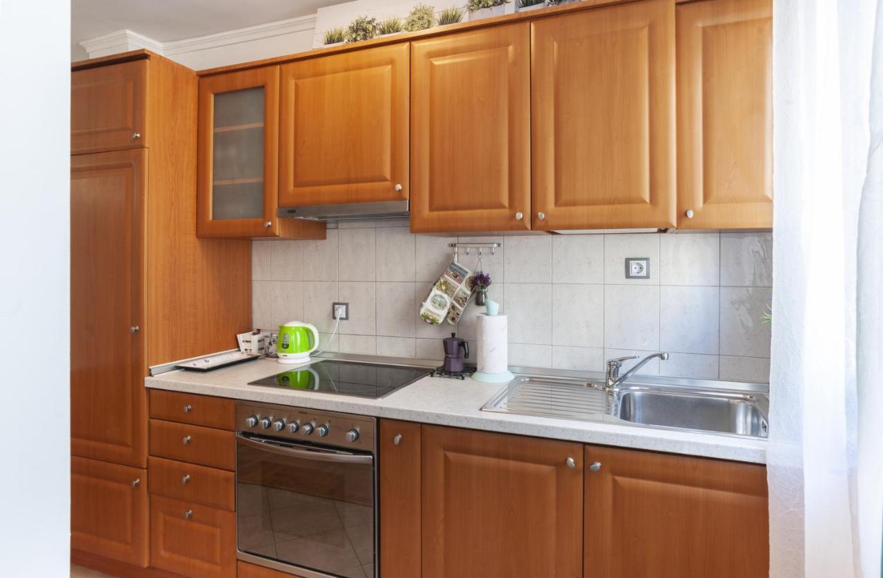 Sea Apartment Colours Burgas ภายนอก รูปภาพ